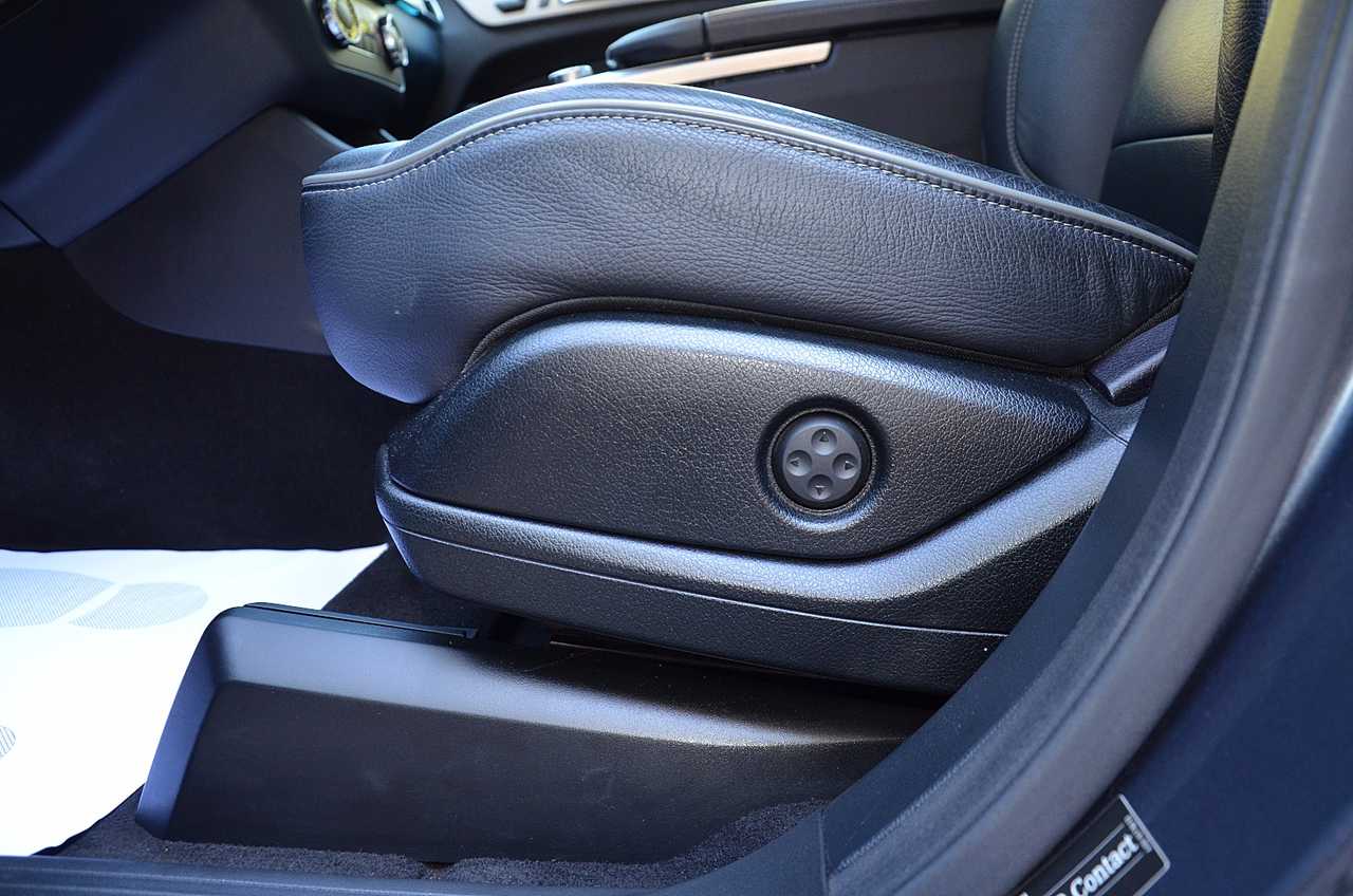 Mercedes Clase M 350 BLUETEC 4M 7G PLUS ../IVA DEDUCIBLE ../SÓLO 66.000 KM...FULL OPTION - Foto 6