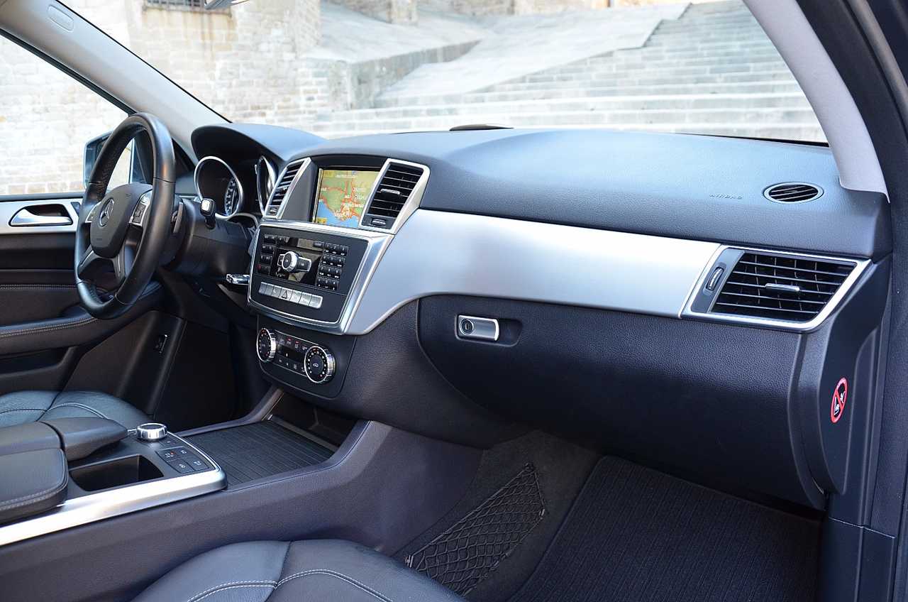 Mercedes Clase M 350 BLUETEC 4M 7G PLUS ../IVA DEDUCIBLE ../SÓLO 66.000 KM...FULL OPTION - Foto 32