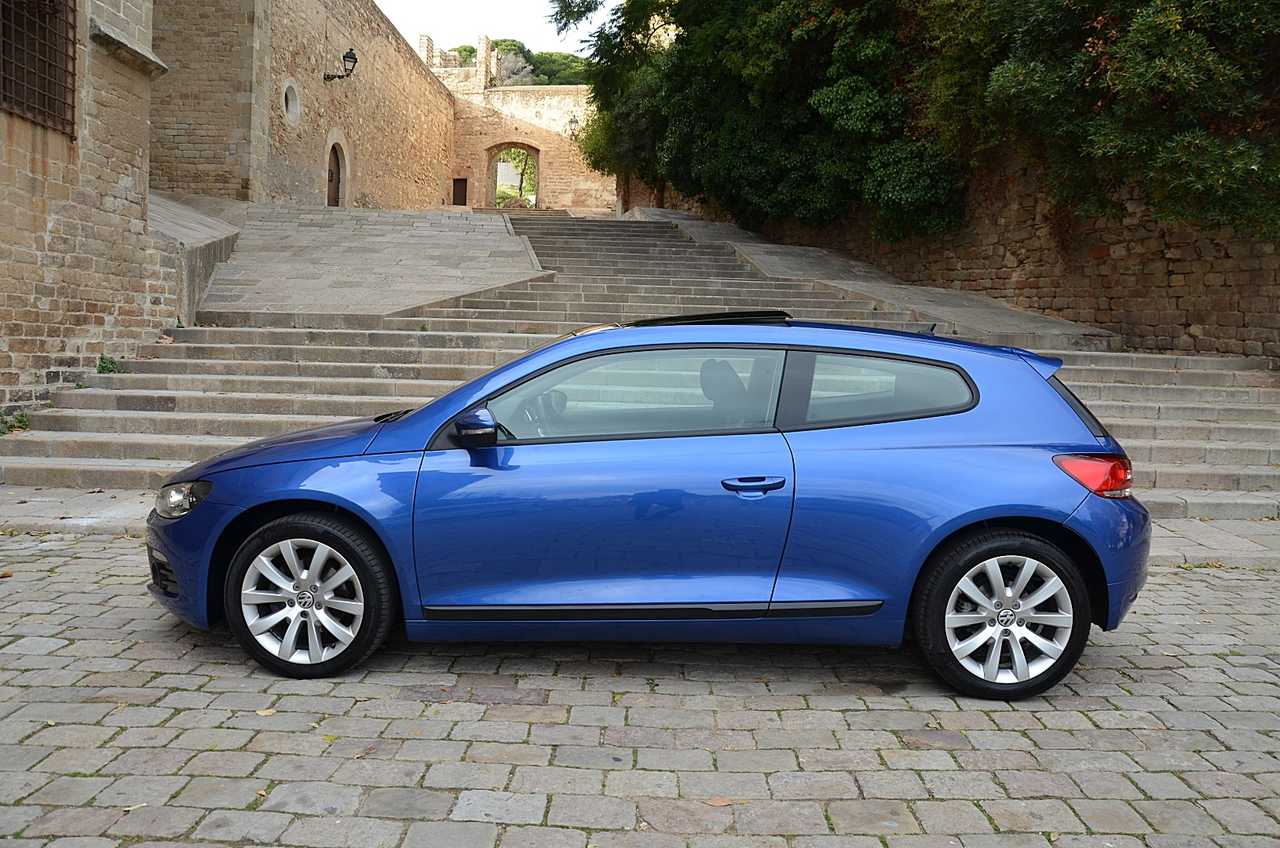 Volkswagen Scirocco 2.0 TDI DPF DSG 140CV NACIONAL/ LIBRO REVISIONES  **COMO NUEVO ** - Foto 15
