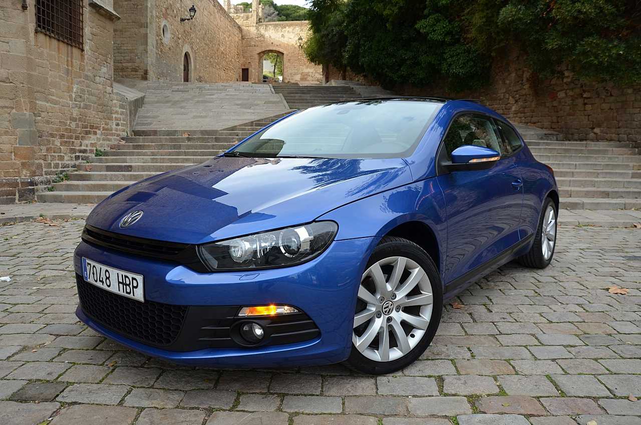 Volkswagen Scirocco 2.0 TDI DPF DSG 140CV NACIONAL/ LIBRO REVISIONES  **COMO NUEVO ** - Foto 38