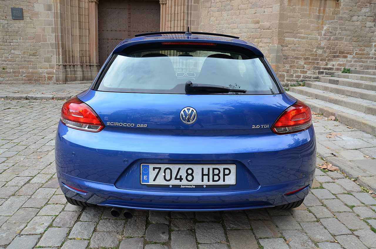 Volkswagen Scirocco 2.0 TDI DPF DSG 140CV NACIONAL/ LIBRO REVISIONES  **COMO NUEVO ** - Foto 21