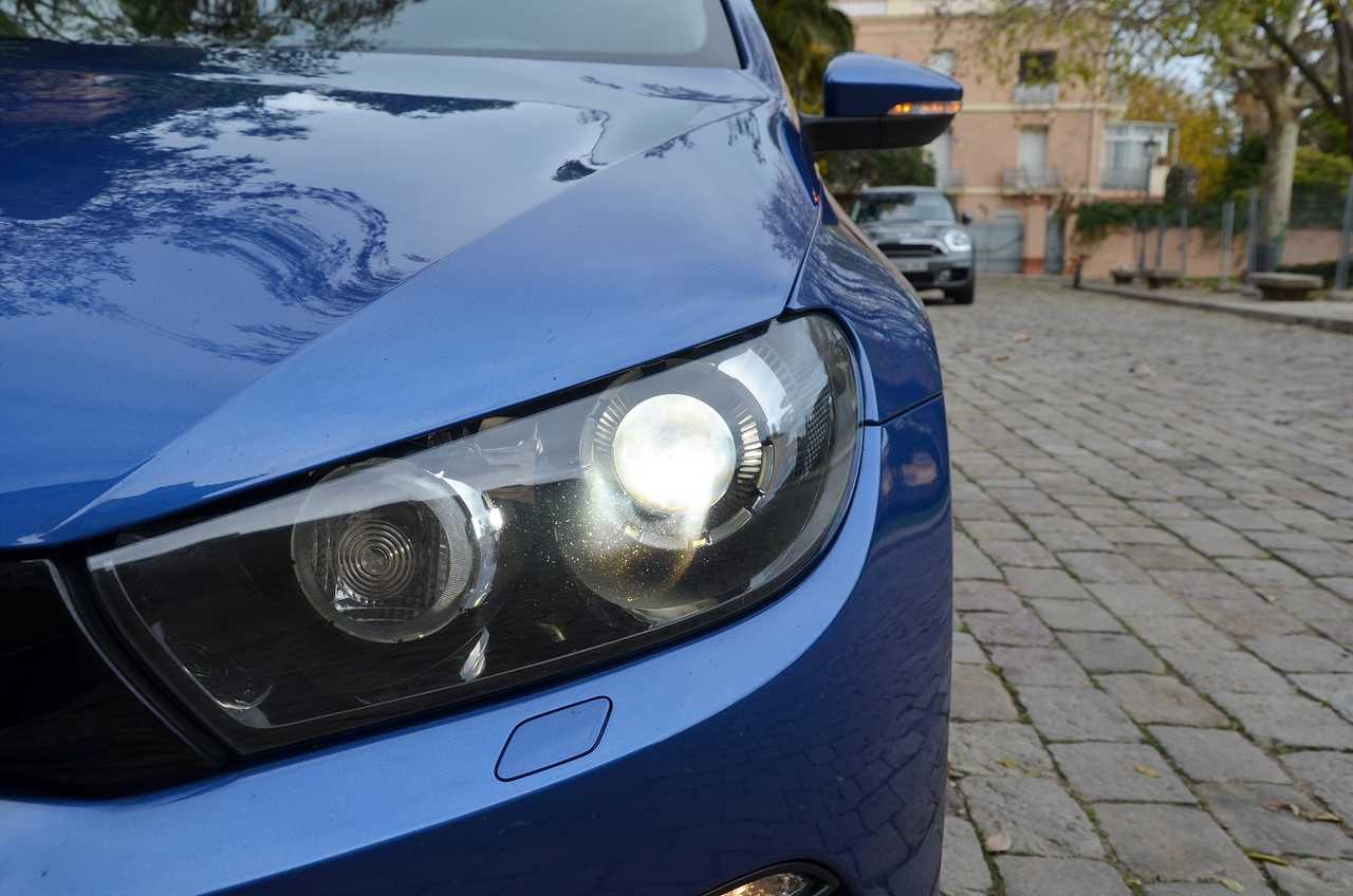 Volkswagen Scirocco 2.0 TDI DPF DSG 140CV NACIONAL/ LIBRO REVISIONES  **COMO NUEVO ** - Foto 37