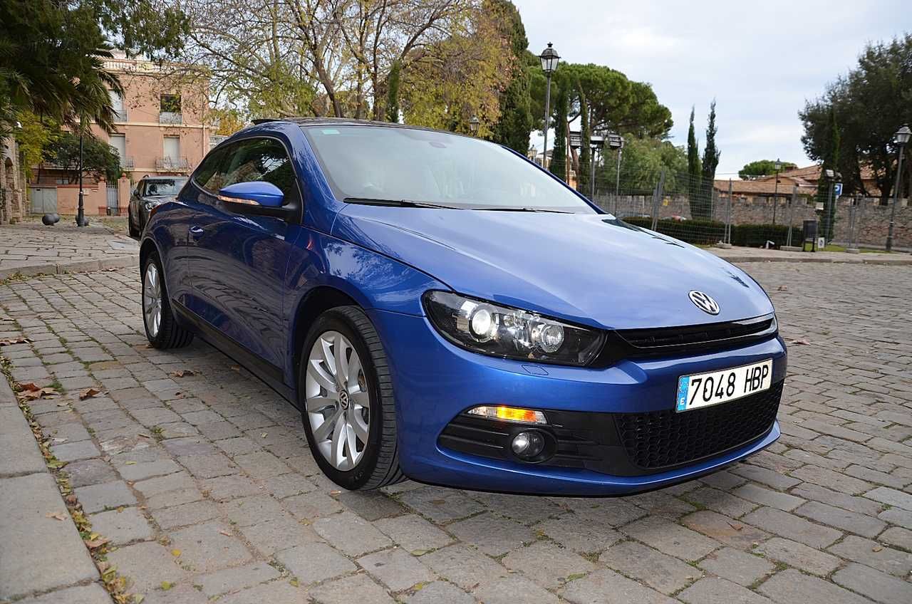 Volkswagen Scirocco 2.0 TDI DPF DSG 140CV NACIONAL/ LIBRO REVISIONES  **COMO NUEVO ** - Foto 36