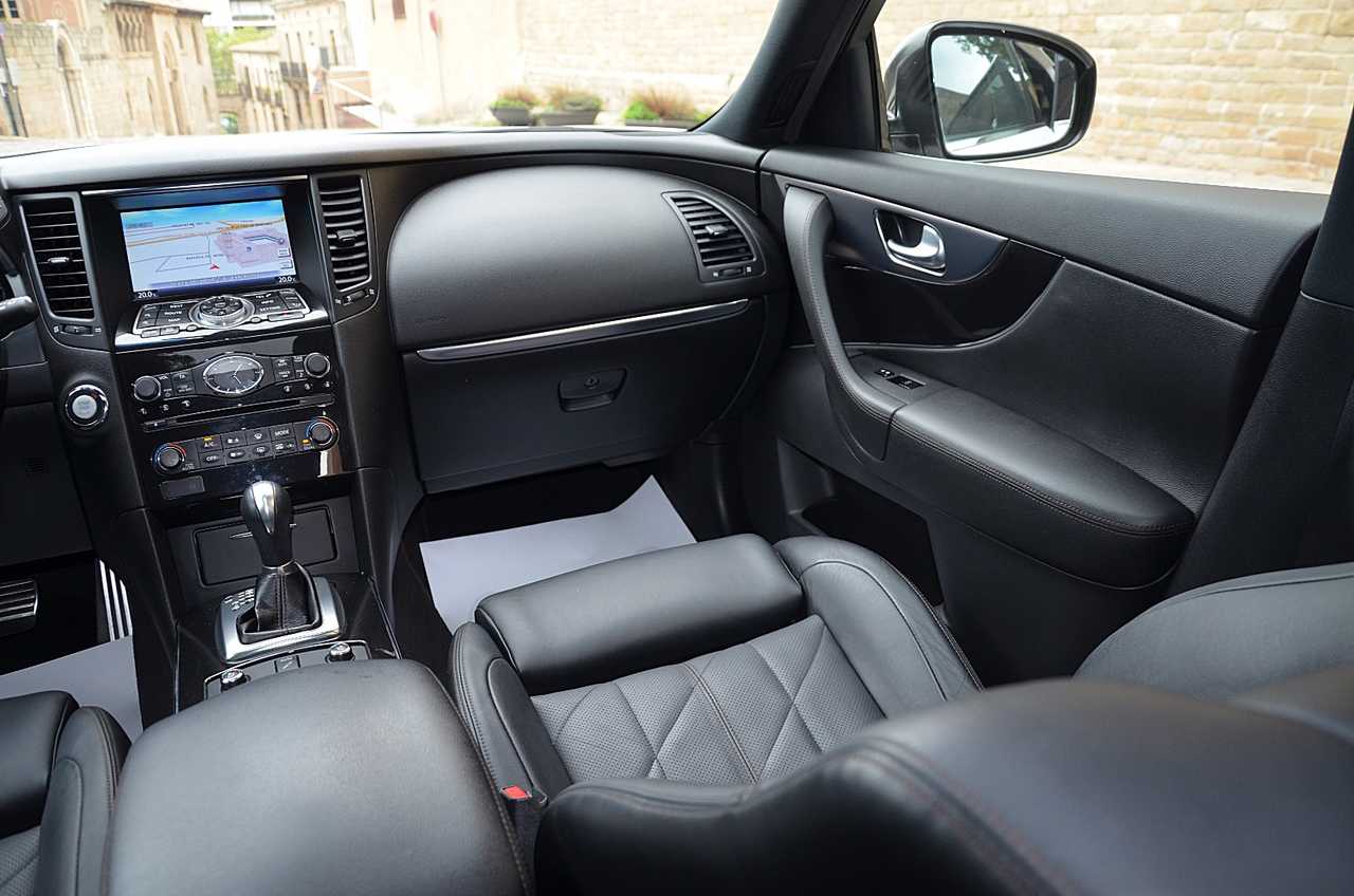 Infiniti FX 30d S PREMIUM AWD 240CV  NACIONAL../ FULL OPTIÓN !! AHORA ES TU MOMENTO !! - Foto 29