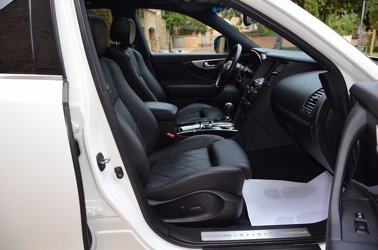 Infiniti FX 30d S PREMIUM AWD 240CV  NACIONAL../ FULL OPTIÓN !! AHORA ES TU MOMENTO !! - Foto 20