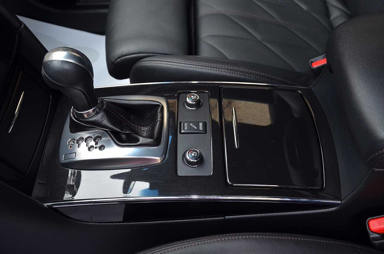 Infiniti FX 30d S PREMIUM AWD 240CV  NACIONAL../ FULL OPTIÓN !! AHORA ES TU MOMENTO !! - Foto 16