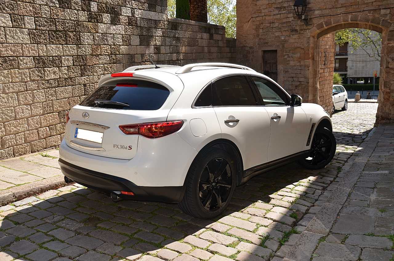 Infiniti FX 30d S PREMIUM AWD 240CV  NACIONAL../ FULL OPTIÓN !! AHORA ES TU MOMENTO !! - Foto 47