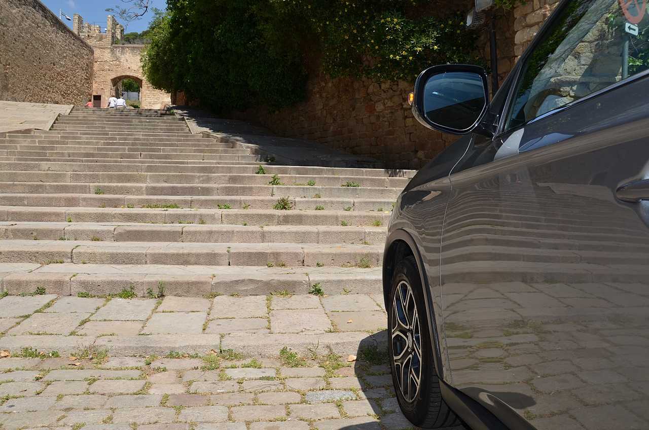 Mitsubishi Outlander 220DI-D Kaiteki AT 4WD **7PLAZAS/FULL OPTION**  - Foto 42