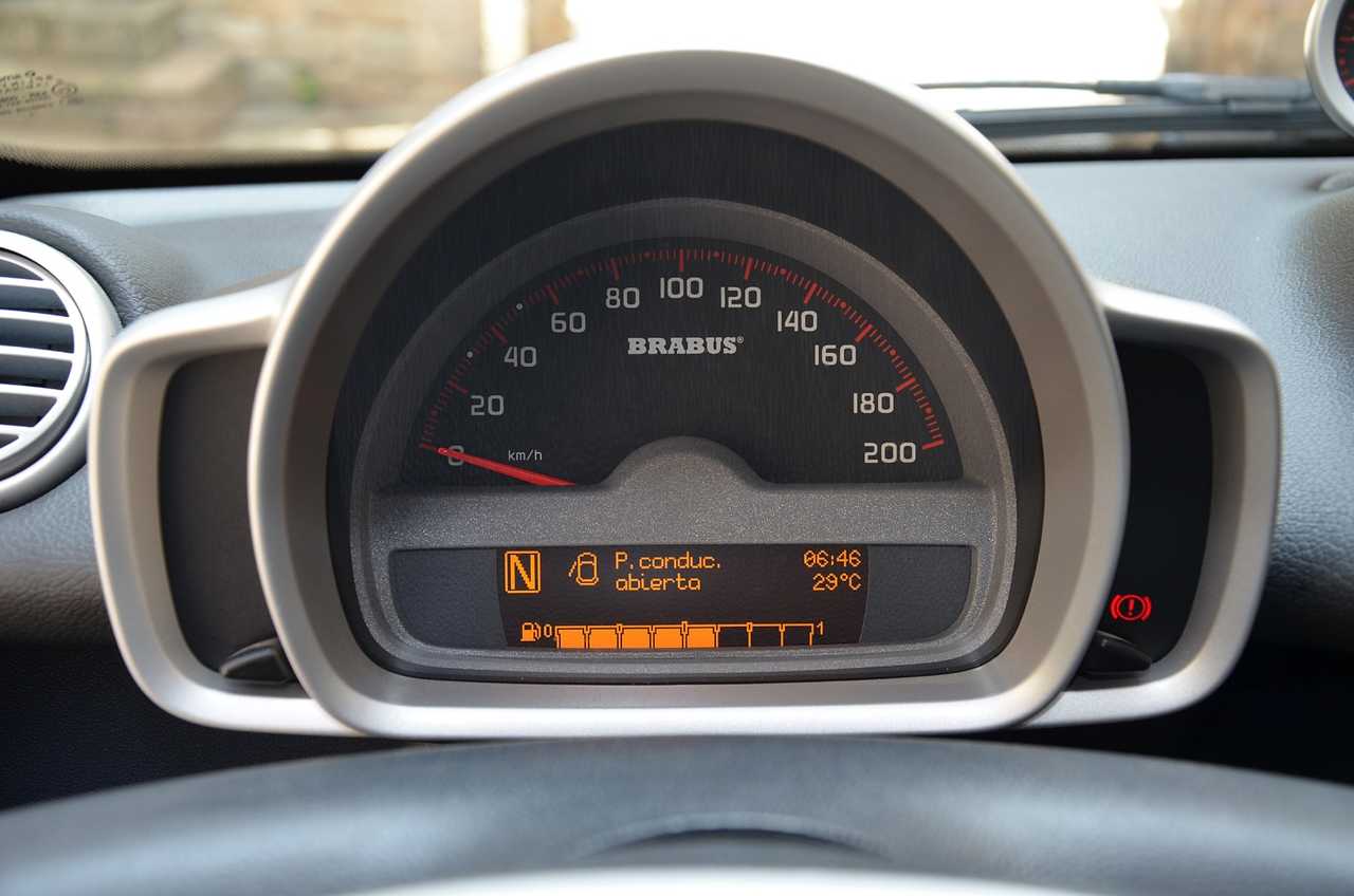 Smart Fortwo COUPÉ BRABUS LINEA BRABUS XCLUSIVE  ../  FULL OPTION - Foto 54