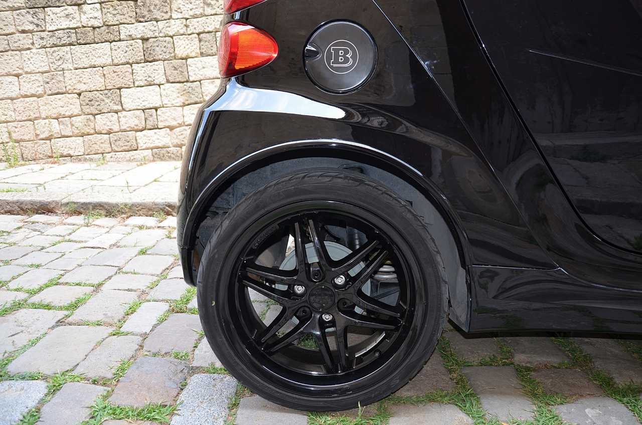 Smart Fortwo COUPÉ BRABUS LINEA BRABUS XCLUSIVE  ../  FULL OPTION - Foto 39