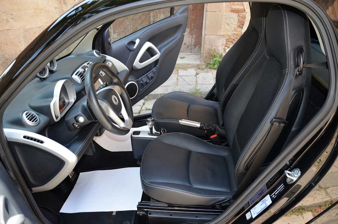 Smart Fortwo COUPÉ BRABUS LINEA BRABUS XCLUSIVE  ../  FULL OPTION - Foto 3