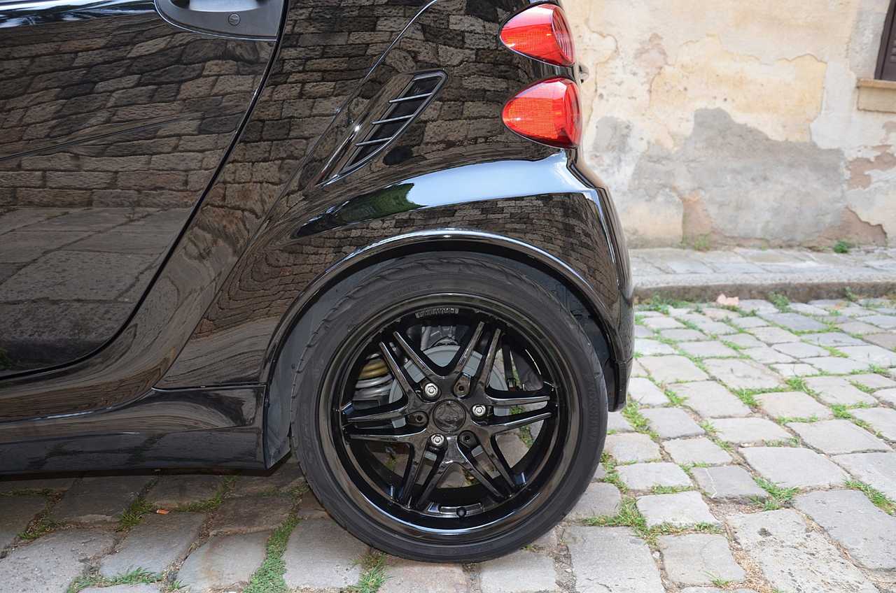 Smart Fortwo COUPÉ BRABUS LINEA BRABUS XCLUSIVE  ../  FULL OPTION - Foto 10