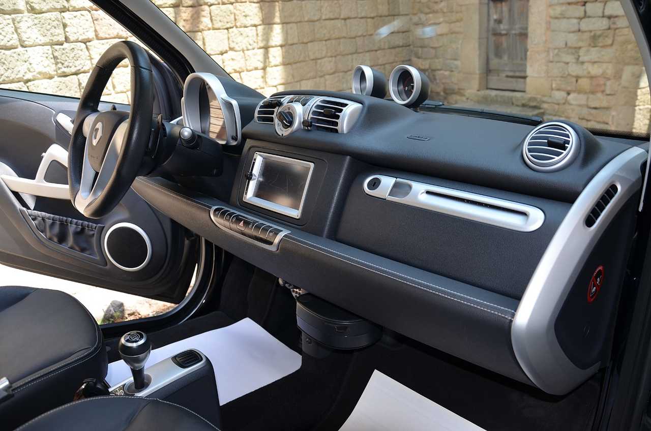 Smart Fortwo COUPÉ BRABUS LINEA BRABUS XCLUSIVE  ../  FULL OPTION - Foto 26