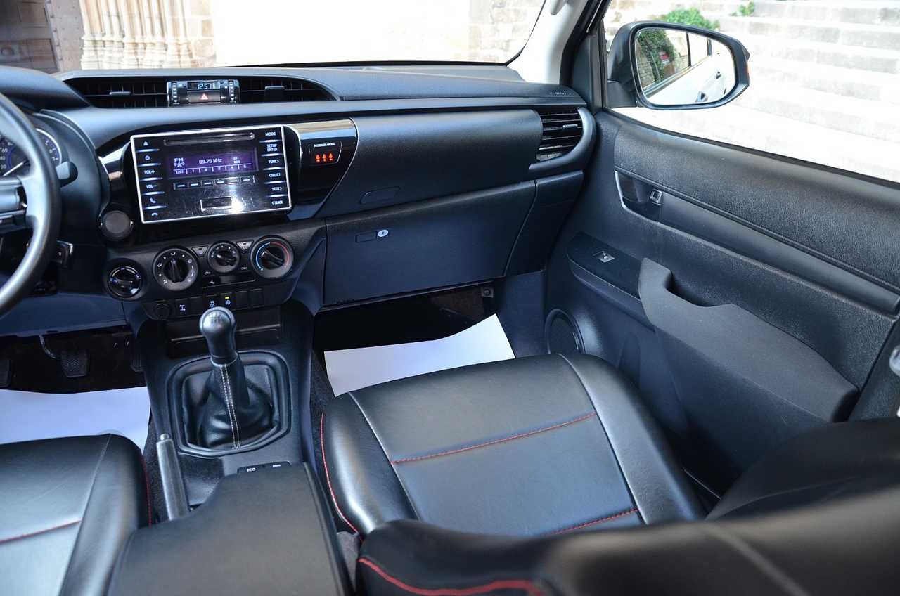 Toyota Hilux 2.4 D4D DOBLE CABINA GX..  150 CV/ UNA FIERA FUERA DEL ASFALTO ./ OPORTUNIDAD - Foto 35