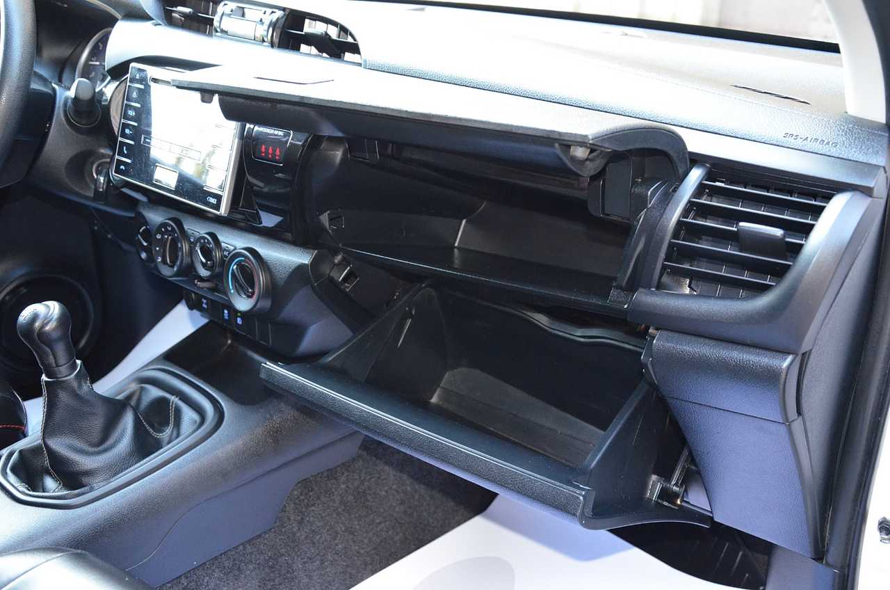 Toyota Hilux 2.4 D4D DOBLE CABINA GX..  150 CV/ UNA FIERA FUERA DEL ASFALTO ./ OPORTUNIDAD - Foto 22