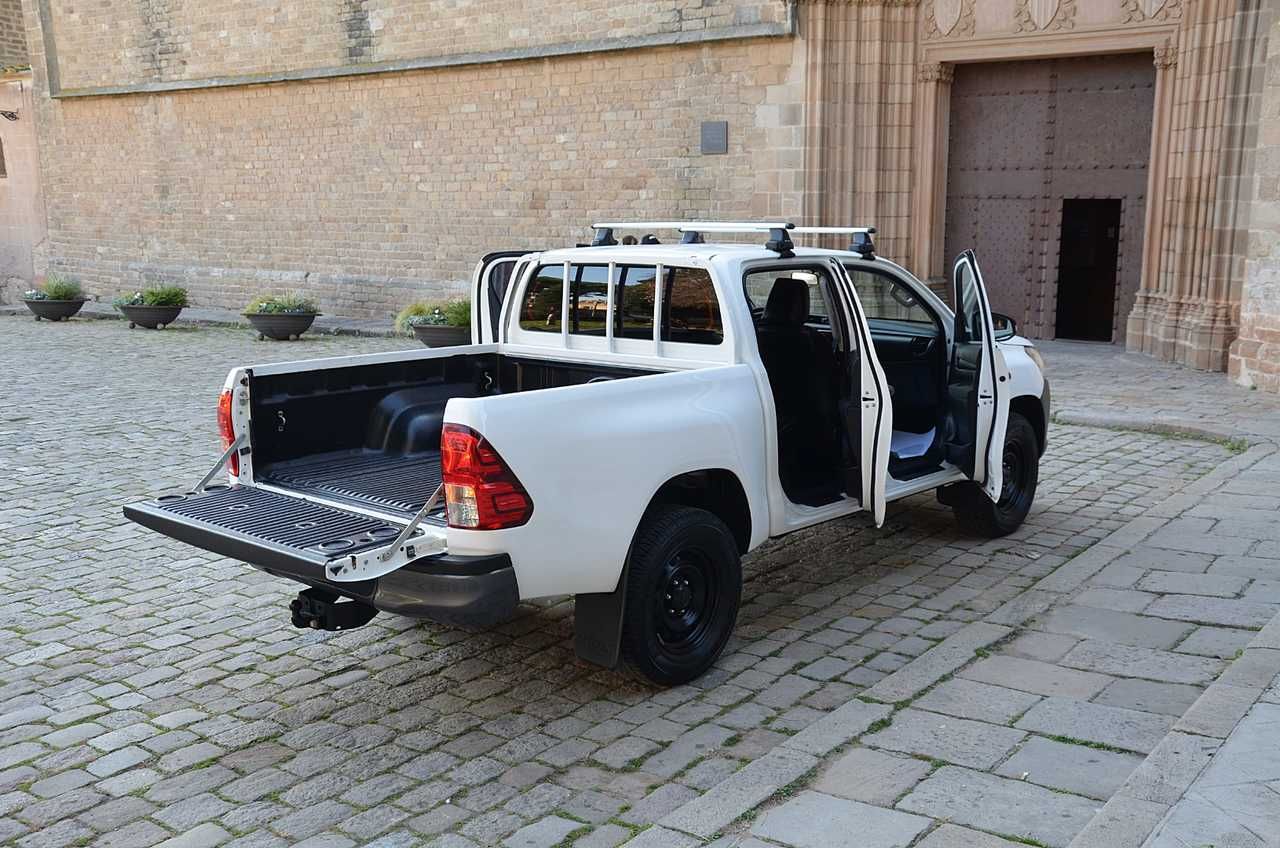 Toyota Hilux 2.4 D4D DOBLE CABINA GX..  150 CV/ UNA FIERA FUERA DEL ASFALTO ./ OPORTUNIDAD - Foto 16