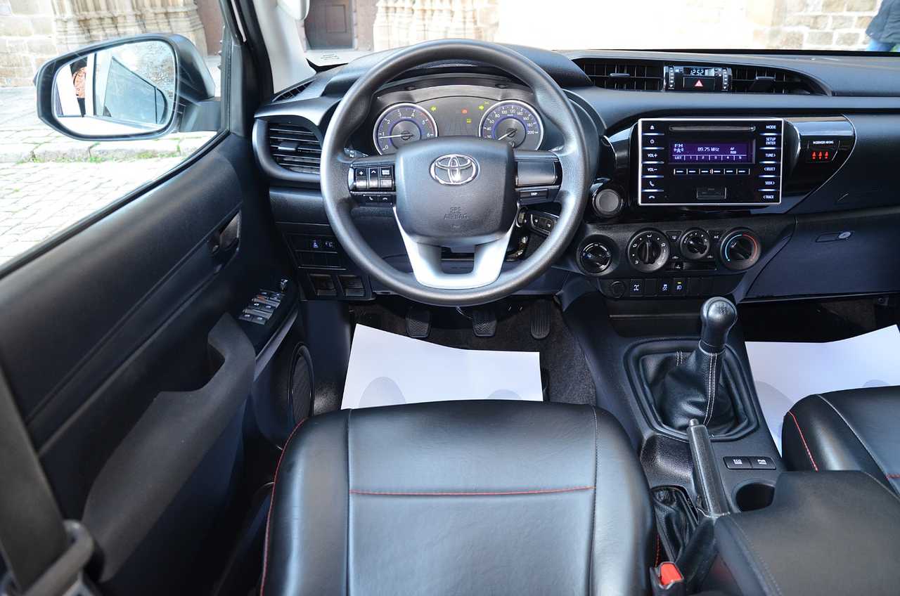 Toyota Hilux 2.4 D4D DOBLE CABINA GX..  150 CV/ UNA FIERA FUERA DEL ASFALTO ./ OPORTUNIDAD - Foto 36