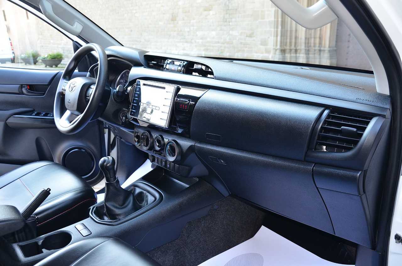 Toyota Hilux 2.4 D4D DOBLE CABINA GX..  150 CV/ UNA FIERA FUERA DEL ASFALTO ./ OPORTUNIDAD - Foto 18
