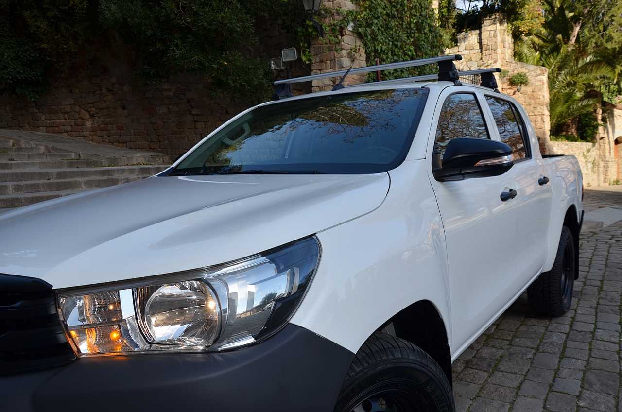 Toyota Hilux 2.4 D4D DOBLE CABINA GX..  150 CV/ UNA FIERA FUERA DEL ASFALTO ./ OPORTUNIDAD - Foto 48