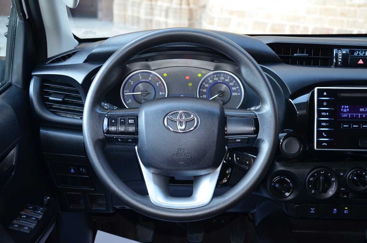 Toyota Hilux 2.4 D4D DOBLE CABINA GX..  150 CV/ UNA FIERA FUERA DEL ASFALTO ./ OPORTUNIDAD - Foto 37