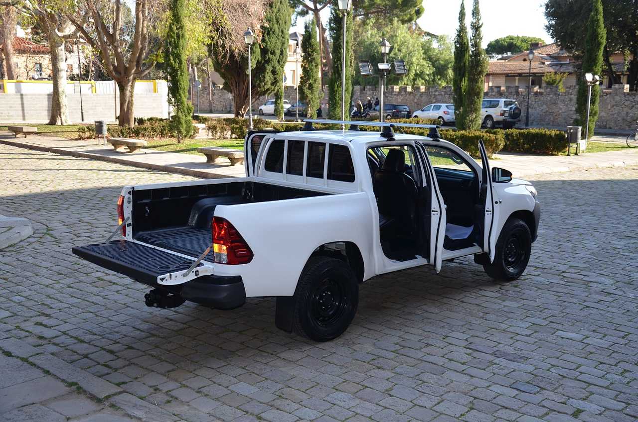 Toyota Hilux 2.4 D4D DOBLE CABINA GX..  150 CV/ UNA FIERA FUERA DEL ASFALTO ./ OPORTUNIDAD - Foto 58
