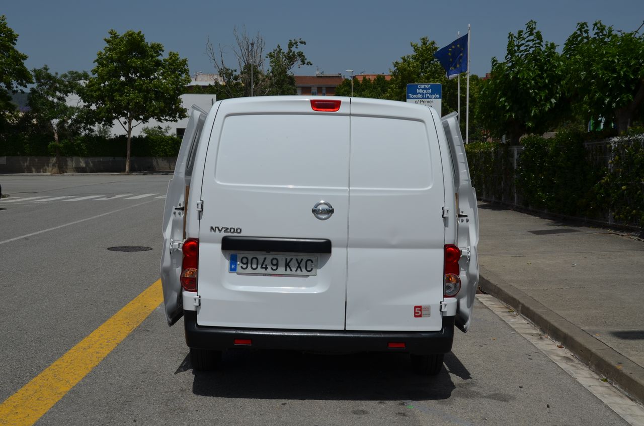 Nissan NV200 FURGÓN 1.5DCI 110CV COMFORT CÁMARA TRASERA / DOBLE PUERTA LATERAL /ANTINIEBLAS - Foto 21