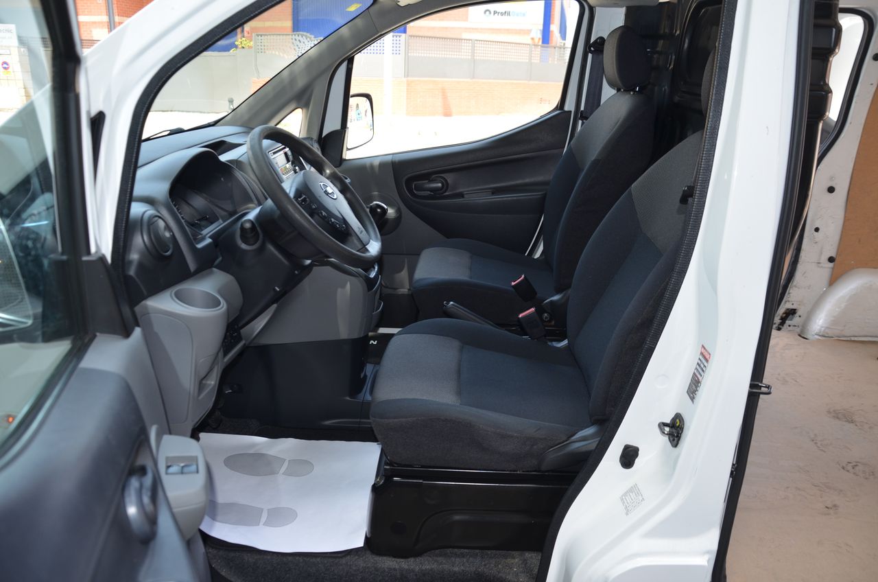 Nissan NV200 FURGÓN 1.5DCI 110CV COMFORT CÁMARA TRASERA / DOBLE PUERTA LATERAL /ANTINIEBLAS - Foto 6
