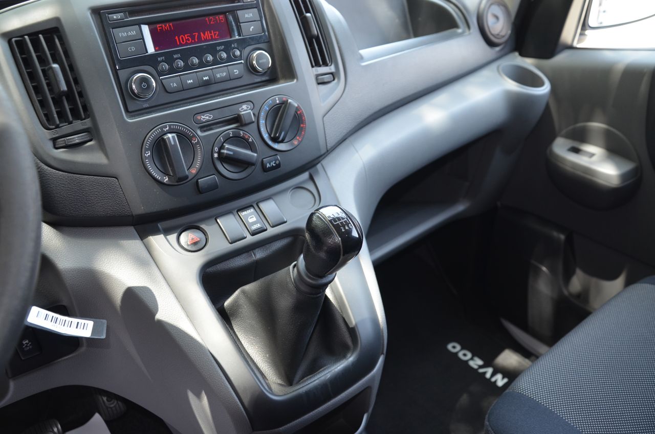 Nissan NV200 FURGÓN 1.5DCI 110CV COMFORT CÁMARA TRASERA / DOBLE PUERTA LATERAL /ANTINIEBLAS - Foto 23