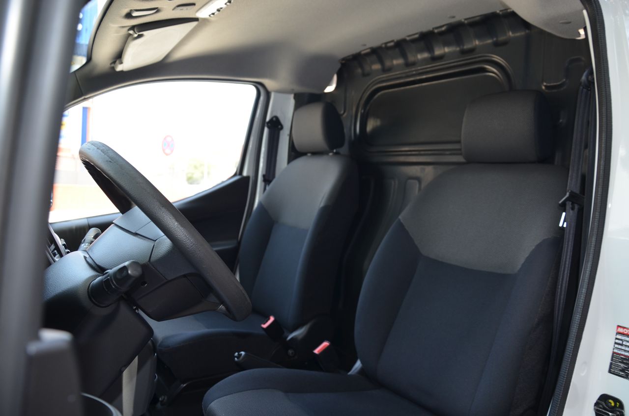 Nissan NV200 FURGÓN 1.5DCI 110CV COMFORT CÁMARA TRASERA / DOBLE PUERTA LATERAL /ANTINIEBLAS - Foto 24