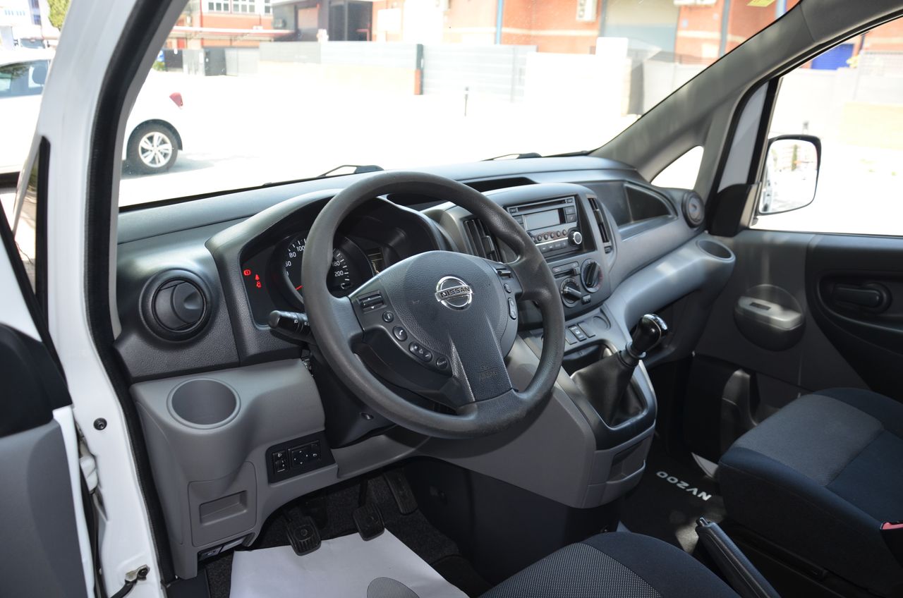 Nissan NV200 FURGÓN 1.5DCI 110CV COMFORT CÁMARA TRASERA / DOBLE PUERTA LATERAL /ANTINIEBLAS - Foto 5