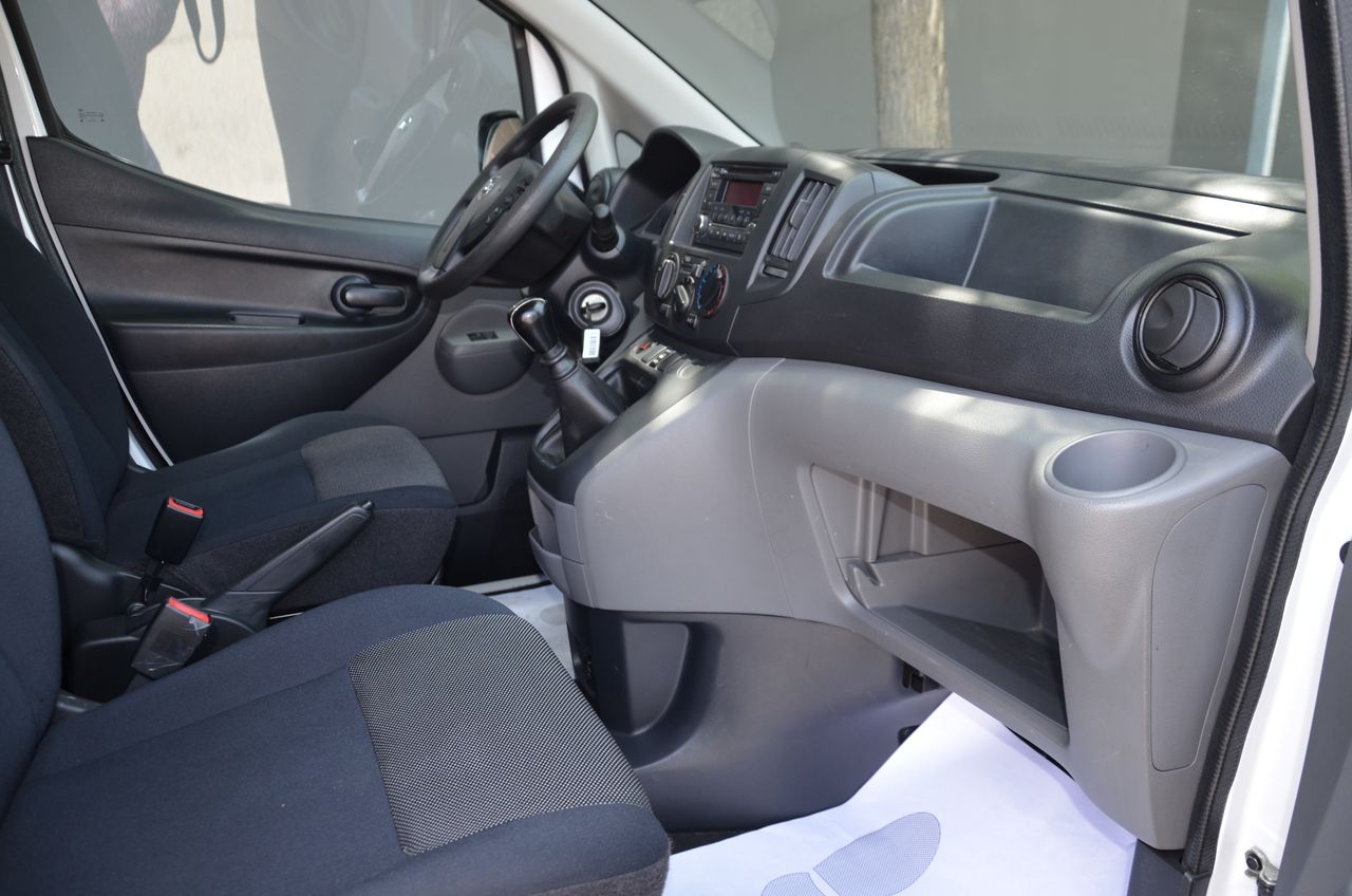 Nissan NV200 FURGÓN 1.5DCI 110CV COMFORT CÁMARA TRASERA / DOBLE PUERTA LATERAL /ANTINIEBLAS - Foto 32