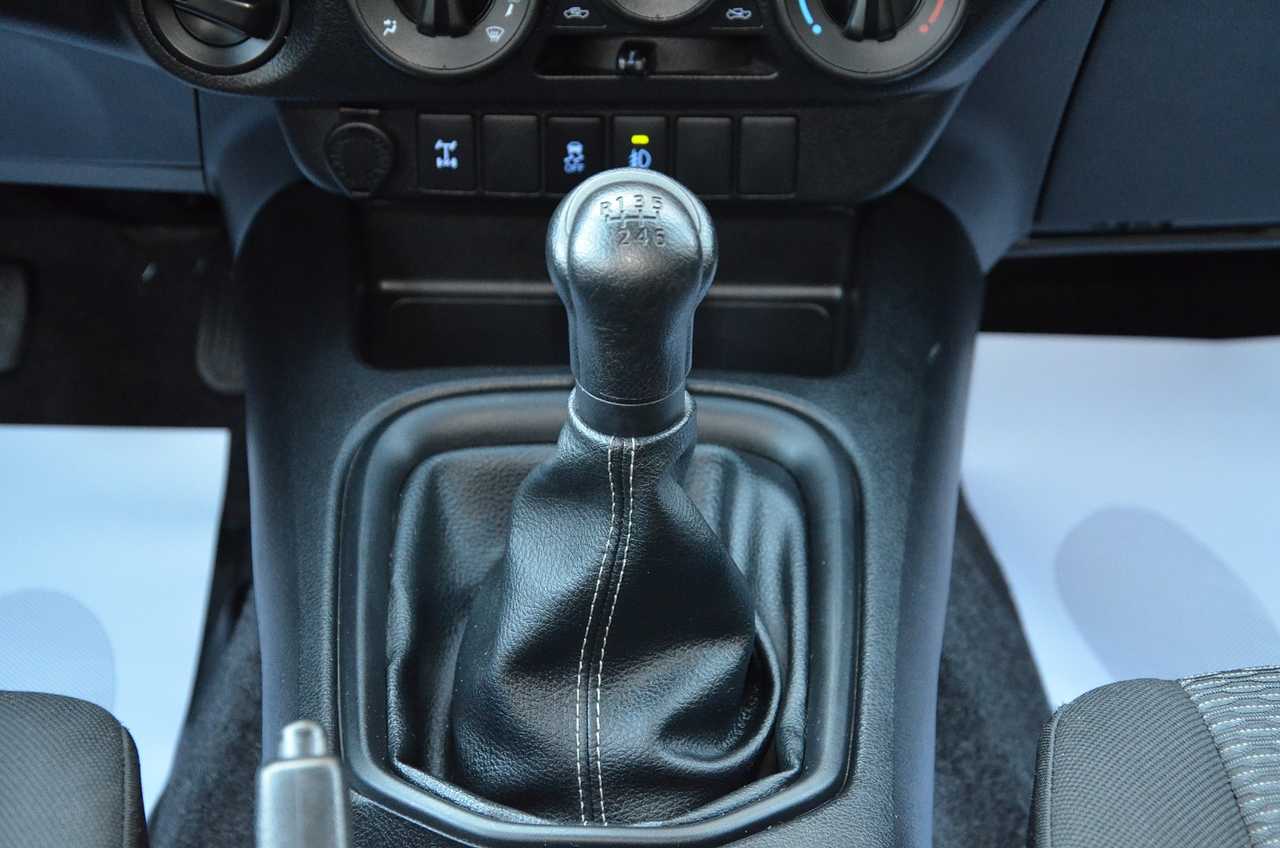 Toyota Hilux 2.4 D4D DOBLE CABINA GX..  150 CV/ REESTRENO ../ SÓLO 35000 KM - Foto 25