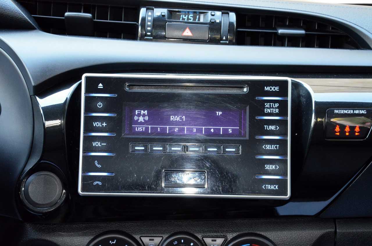 Toyota Hilux 2.4 D4D DOBLE CABINA GX..  150 CV/ REESTRENO ../ SÓLO 35000 KM - Foto 23