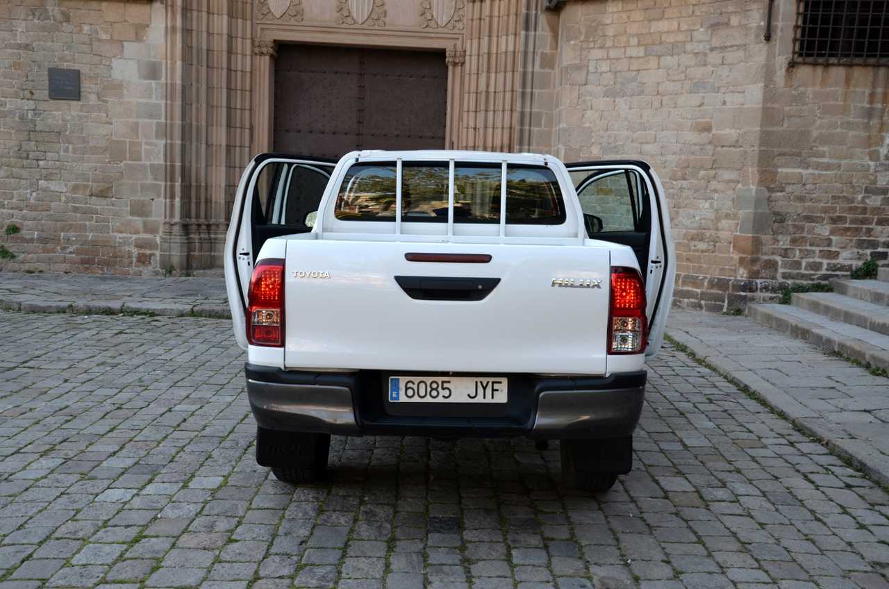 Toyota Hilux 2.4 D4D DOBLE CABINA GX..  150 CV/ REESTRENO ../ SÓLO 35000 KM - Foto 15