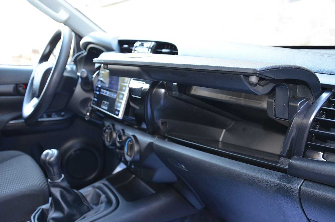 Toyota Hilux 2.4 D4D DOBLE CABINA GX..  150 CV/ REESTRENO ../ SÓLO 35000 KM - Foto 19