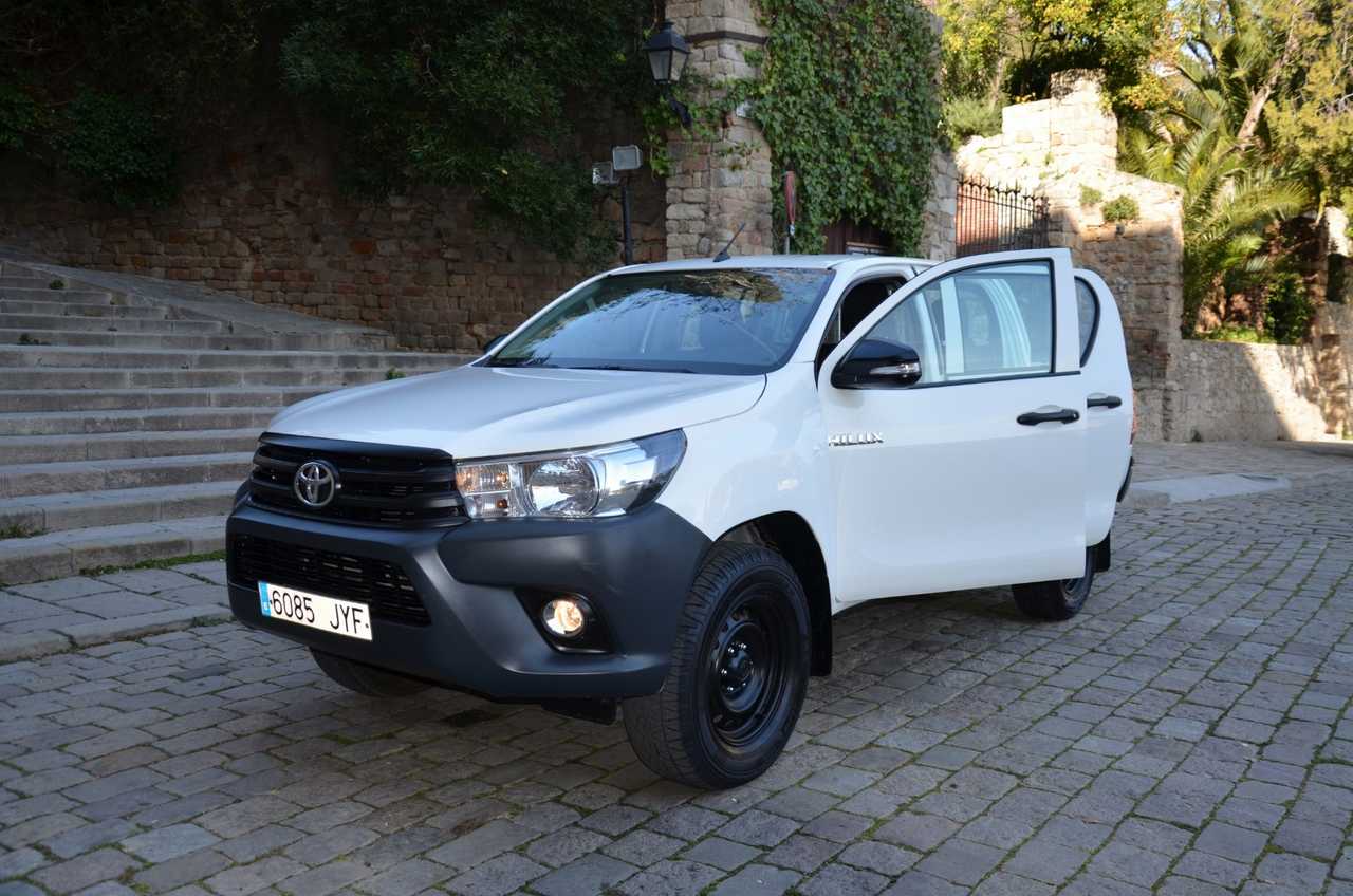 Toyota Hilux 2.4 D4D DOBLE CABINA GX..  150 CV/ REESTRENO ../ SÓLO 35000 KM - Foto 13