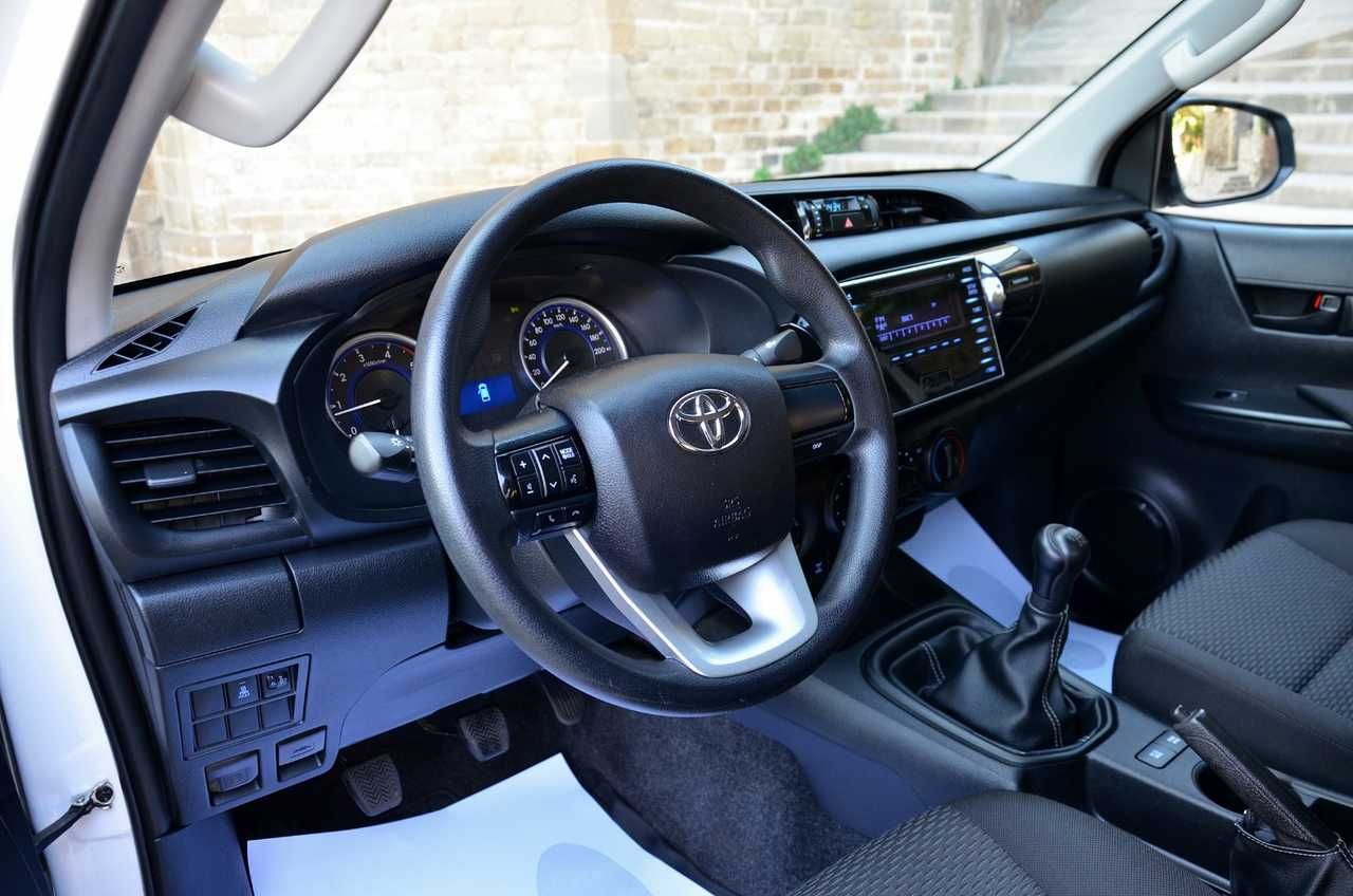 Toyota Hilux 2.4 D4D DOBLE CABINA GX..  150 CV/ REESTRENO ../ SÓLO 35000 KM - Foto 5