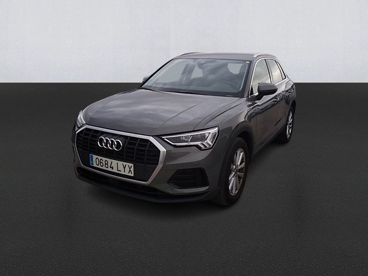 audi q3 2022 /