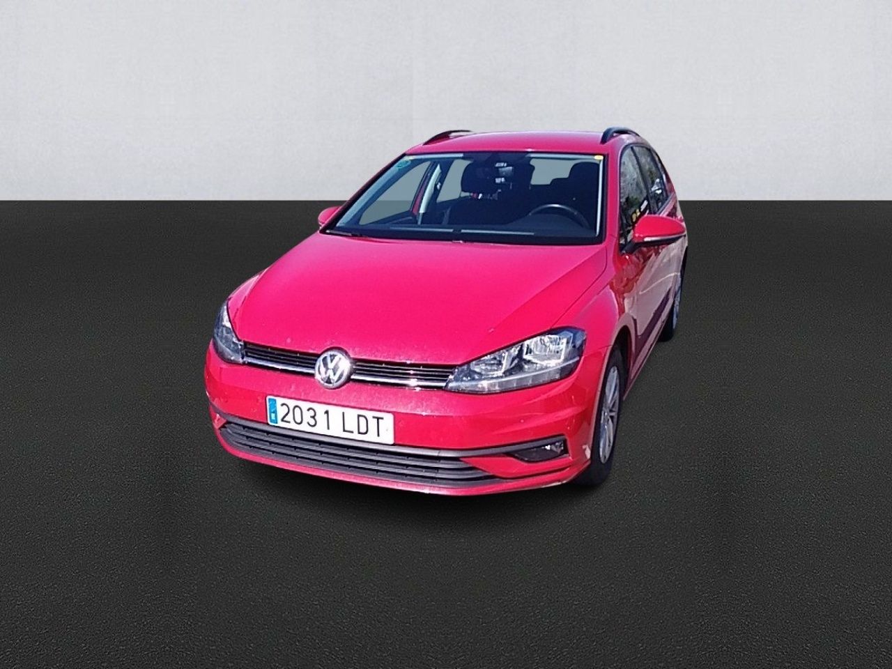 Loro de compania  - volkswagen golf 2020 /