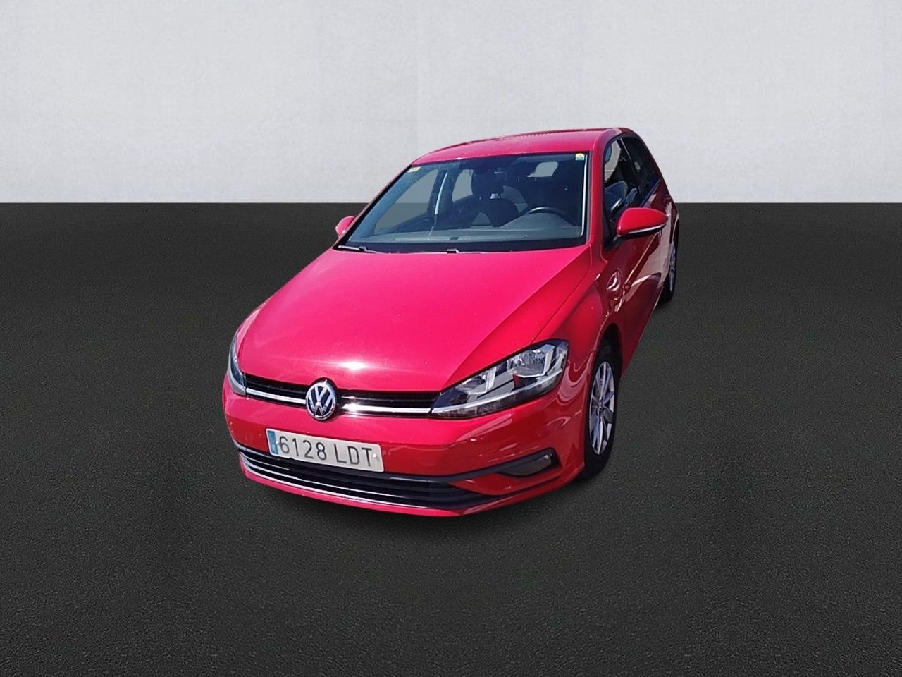 Loro de compania  - volkswagen golf 2020 /