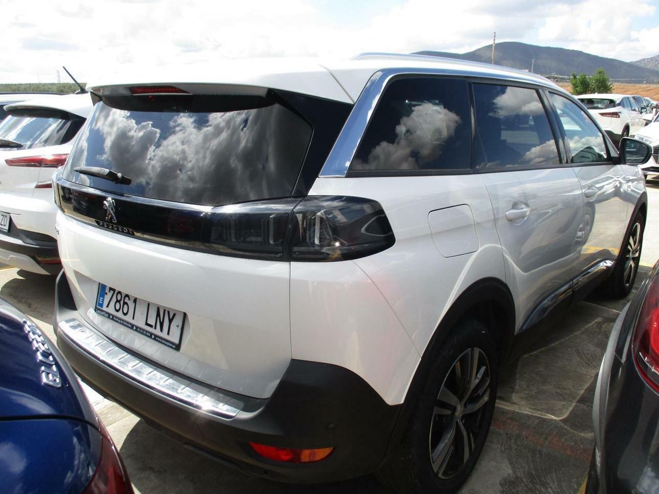peugeot 5008 2021 / foto grande (3)