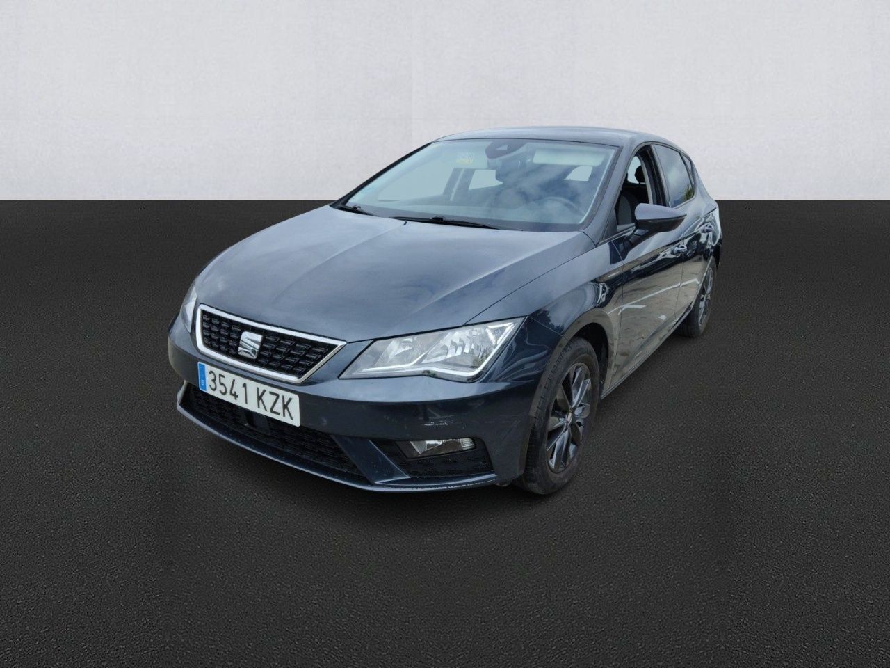 Alquiler estudiantes  - seat leon 2019 /