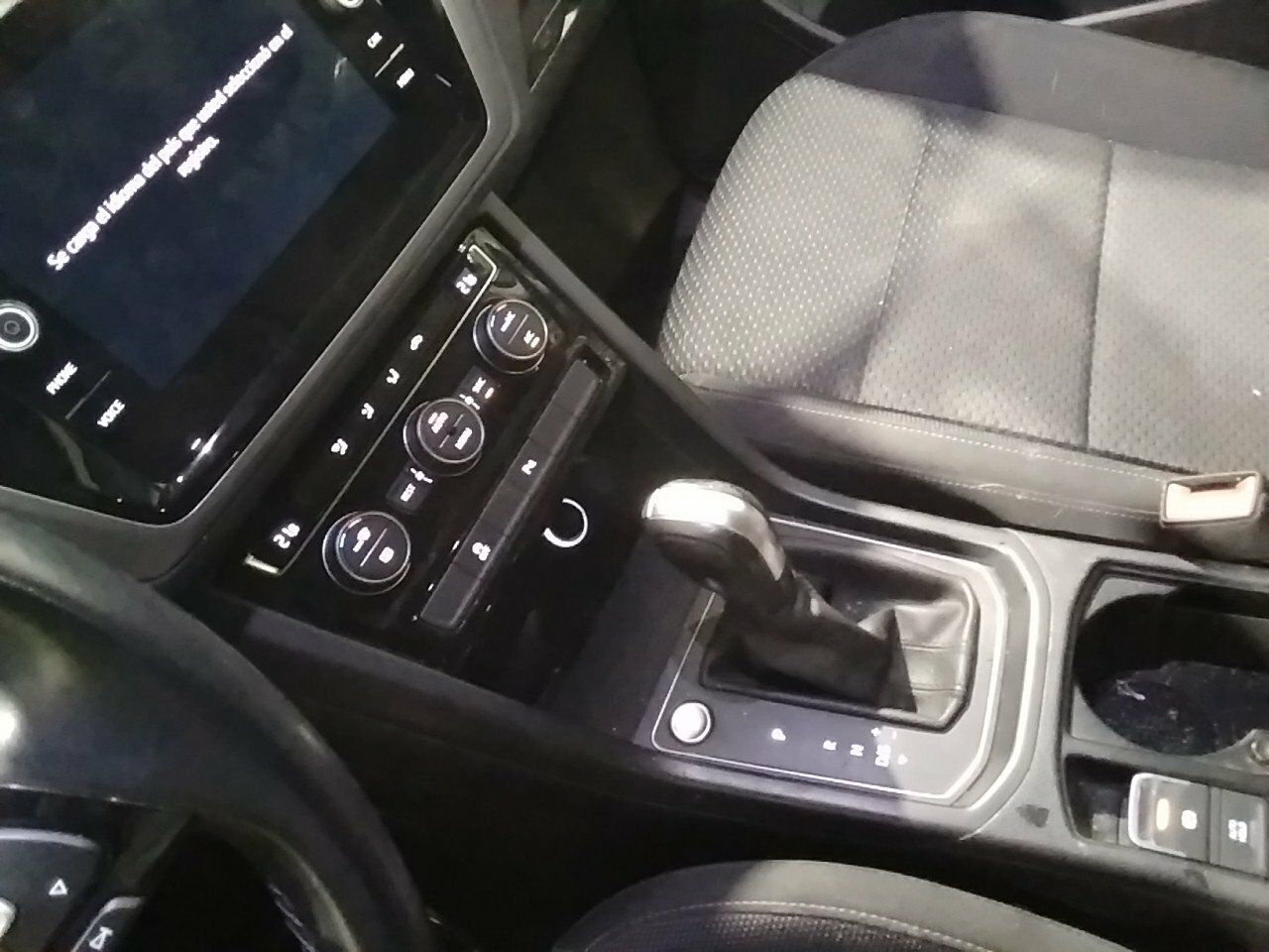 volkswagen touran 2020 / foto grande (3)