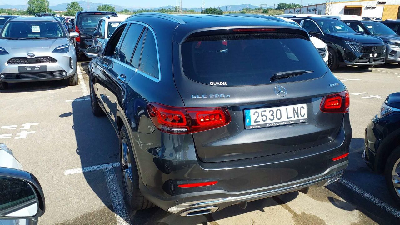 mercedes glc 2021 / foto grande (2)