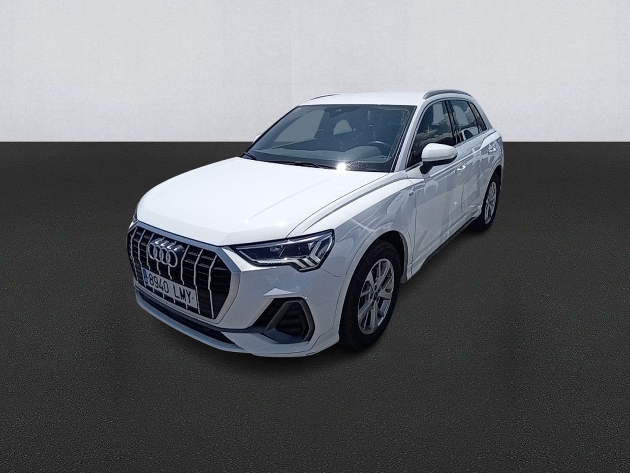 Foto audi q3 2021 /