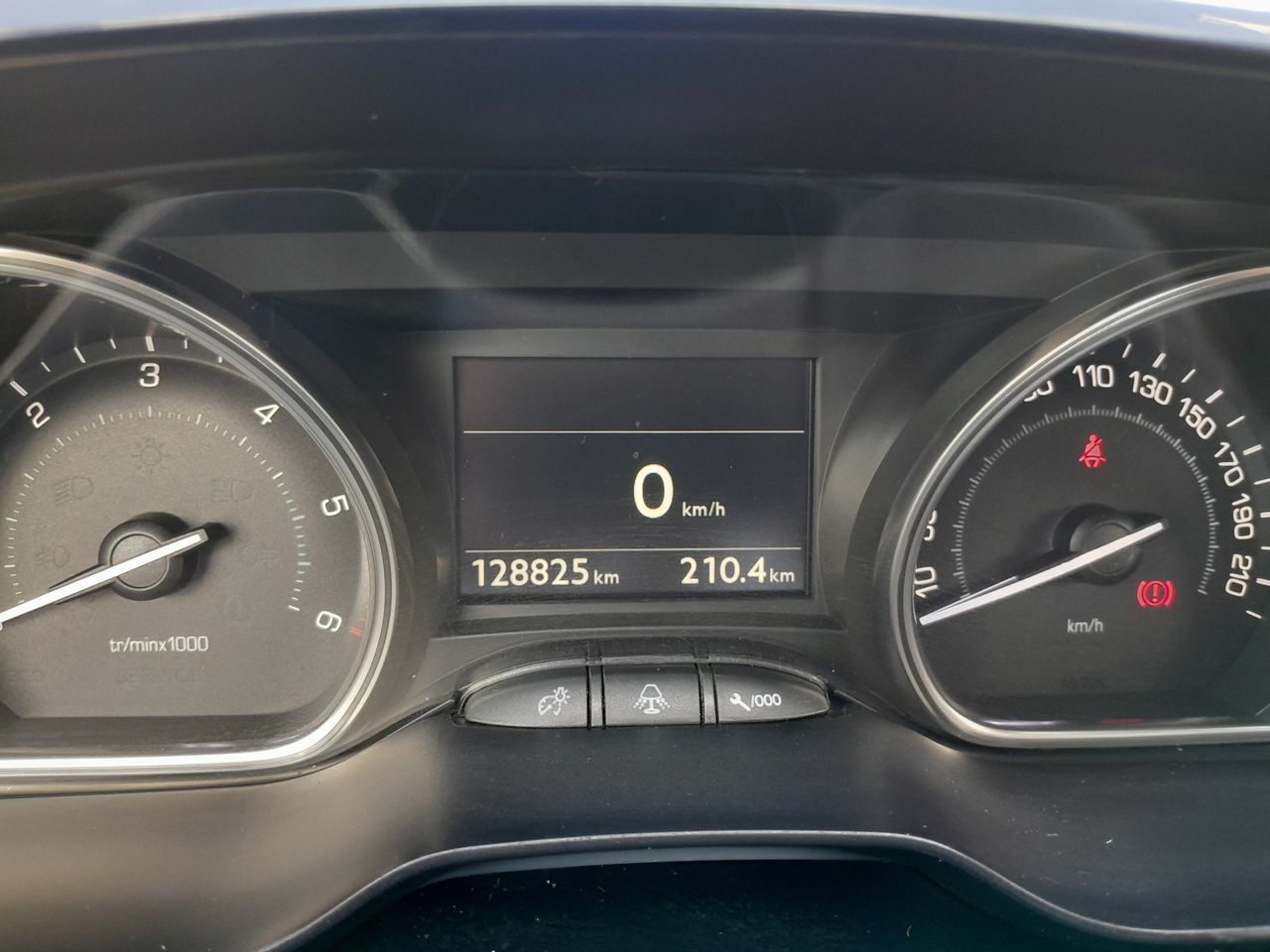 peugeot 2008 2014 / foto grande (3)