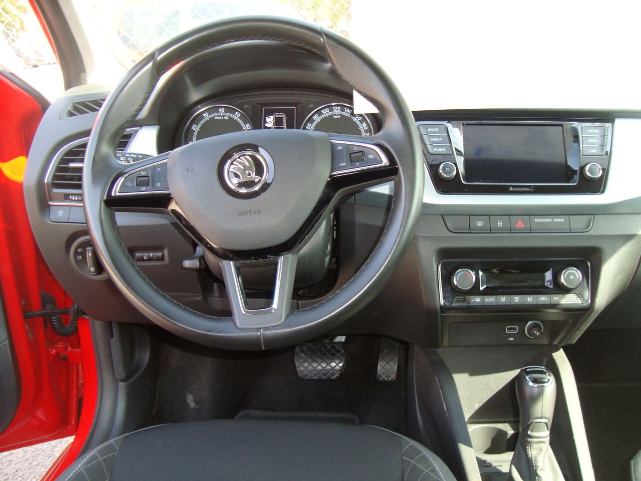 skoda fabia 2019 / foto grande (3)
