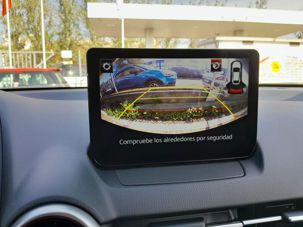 mazda 2 2023 / foto grande (3)