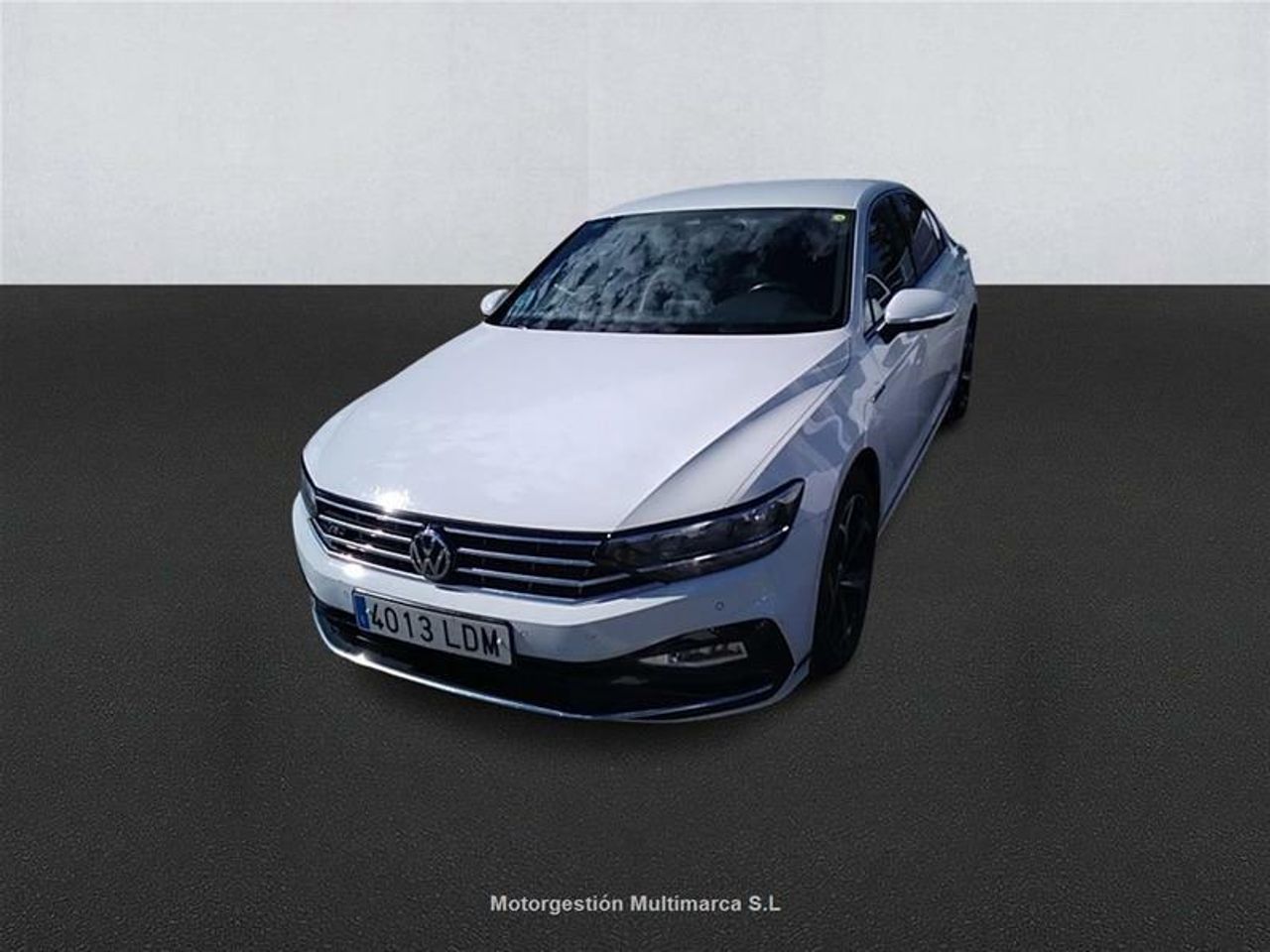 volkswagen passat 2019 /