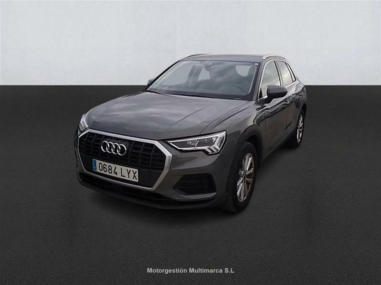 audi q3 2022 /